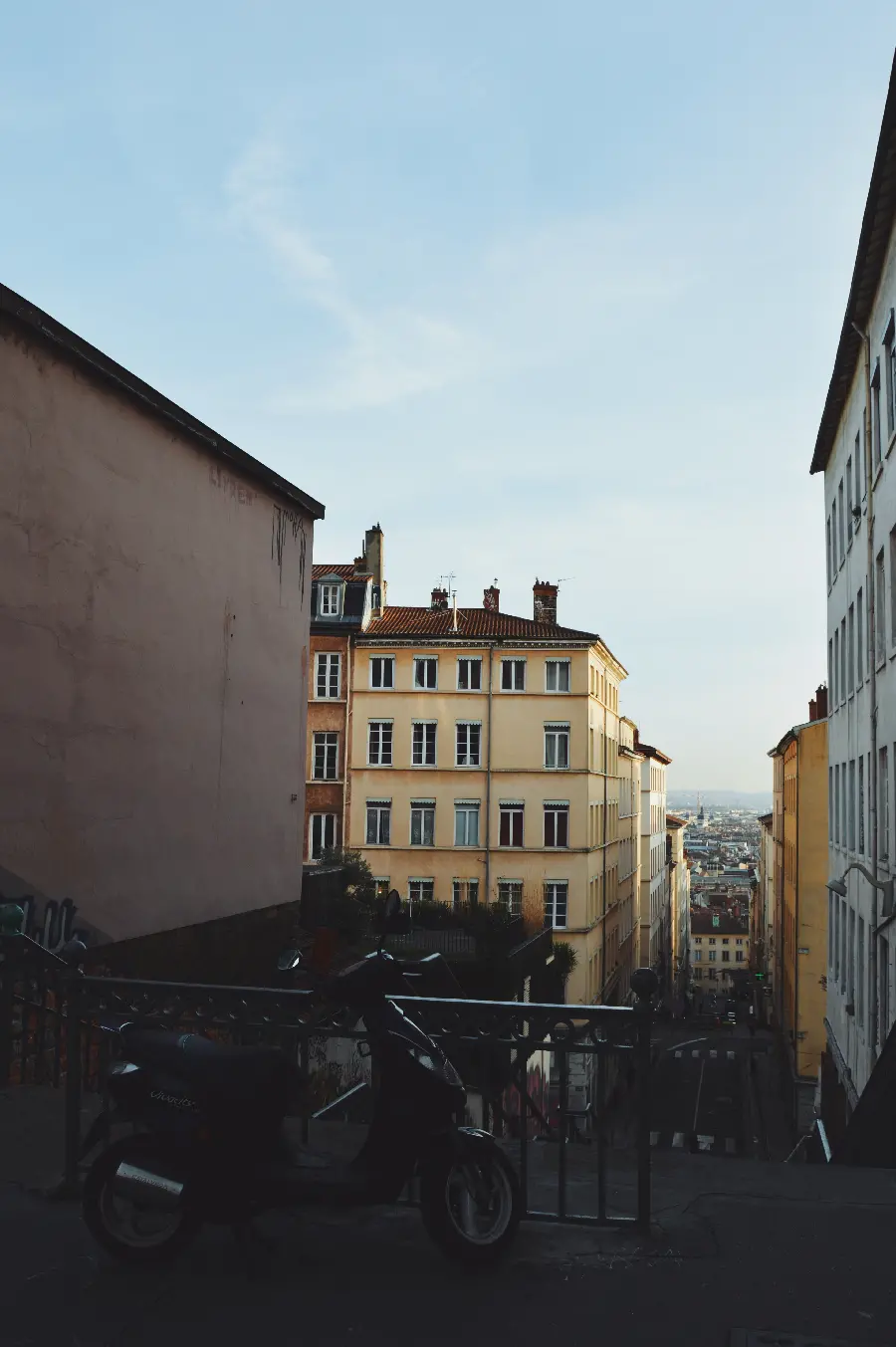 چاپ پوستر سفارش تابلو ربات و آدم آهنی با تم علمی تخیلی