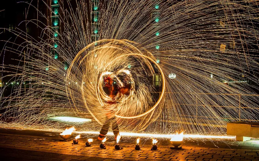 تصویر زمینه هنری شعبده بازی با کیفیت بالا