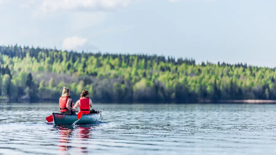 تصویر زمینه ورزش های آبی با کیفیت HD و گرافیک عالی