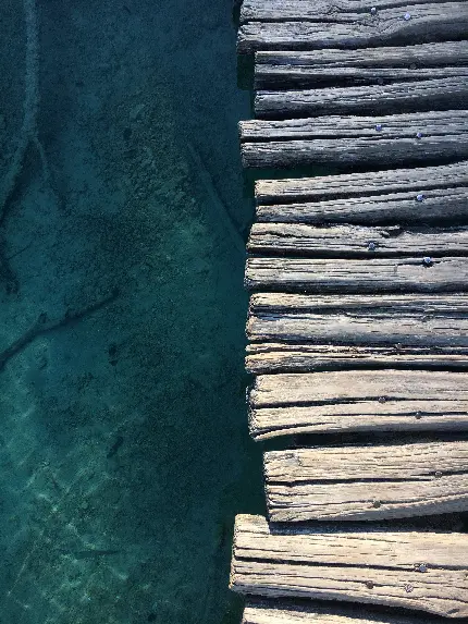 سفارش چاپ پوستر مسیر بر فراز دریاچه فیروزهای با ارزانترین قیمت برای اتاق