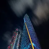 خرید تابلو آسمانخراش دبی با منظره شب برای پذیرایی