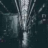 خرید تابلو کامیون خاکستری شب برای اتاق
