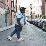 خرید تابلو شاسی رقصنده سیاه اسپانیا غربی با ارزانترین قیمت برای پذیرایی