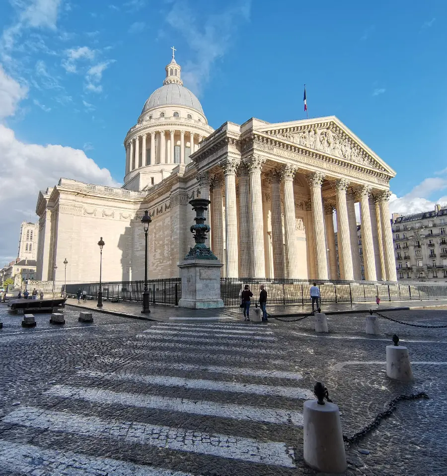 عکس و تصویر زمینه از معبد پانتئون پاریس یا معبد خدایان