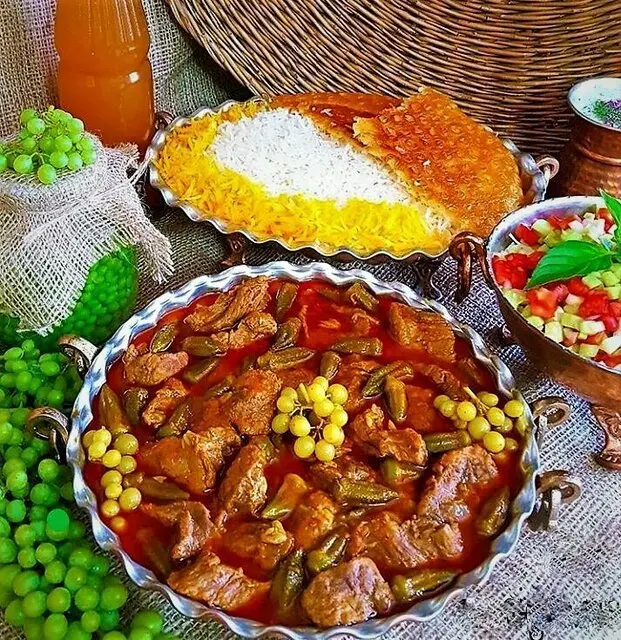 عکس غذا خورش بامیه