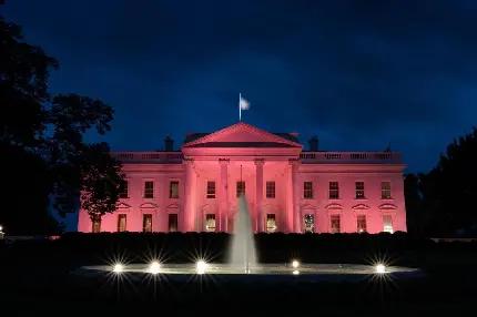 عکس کاخ سفید در شب با کیفیت HD
