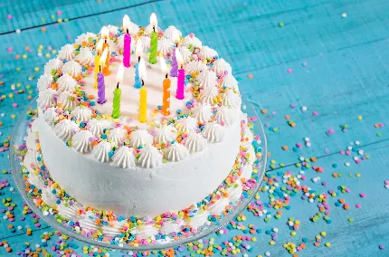 عکس کیک تولد ساده و زیبا برای تبریک تولد در اینستا