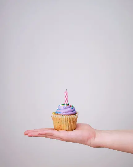 عکس تبریک تولد برای استوری در شبکه های اجتماعی نظیر اینستاگرام