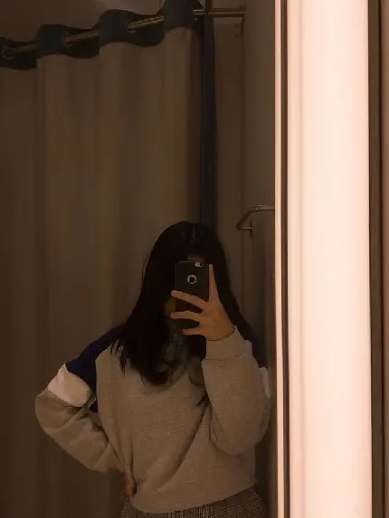 عکس زن در طبیعت شمال