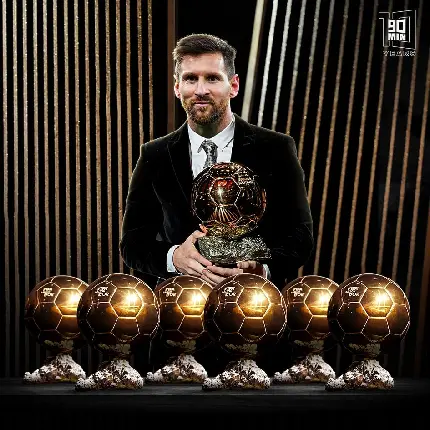 عکس لیونل مسی با هفت توپ طلا و برنده توپ طلا سال 2021