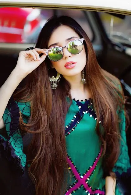 عکس دخترونه شیک و باکلاس برای پروفایل فانتزی