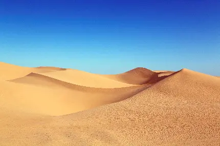 عکس از تپه های شنی در صحرا برای بک گراند ویندوز و دسکتاپ