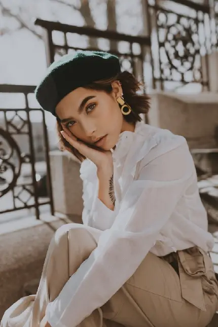 عکس سیاه سفید غمگین