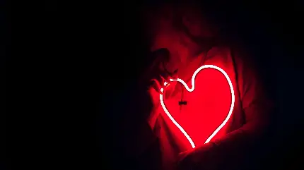 عکس فول اچ دی قلب نئونی و عاشقانه برای تصویر زمینه
