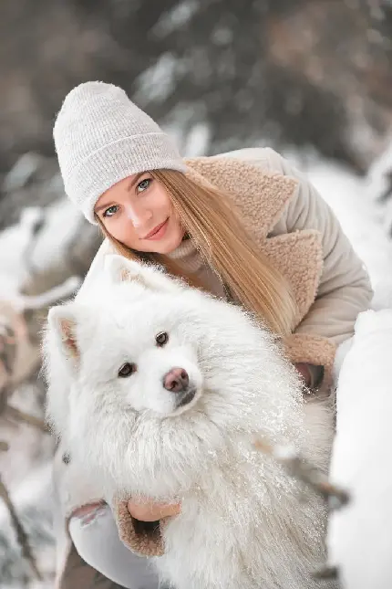 عکس پروفایل سگ پشمالو با دختر برای افراد خوش سلیقه