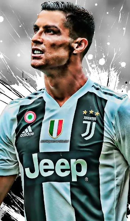 عکس رونالدو با جام در رئال مادرید