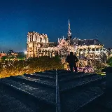 چاپ قاب موبایل و گوشی عکس کلیسای زیبای نوتردام پاریس در شب