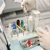 چاپ قاب موبایل و گوشی عکس مطب دندانپزشک با بهترین کیفیت برای Dentists Day 