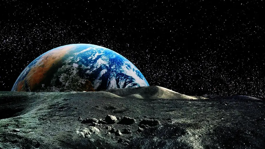 والپیپر جالب و قشنگ از تصویر کره زمین گرفته شده از کره ماه