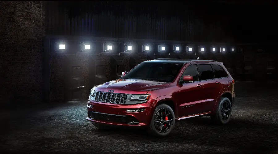 دانلود عکس زمینه جیپ گرند چروکی Jeep Grand Cherokee با پس زمینه مشکی