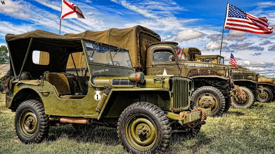 دانلود تصویر چند ماشین جیپ آمریکایی جنگی در کنار هم