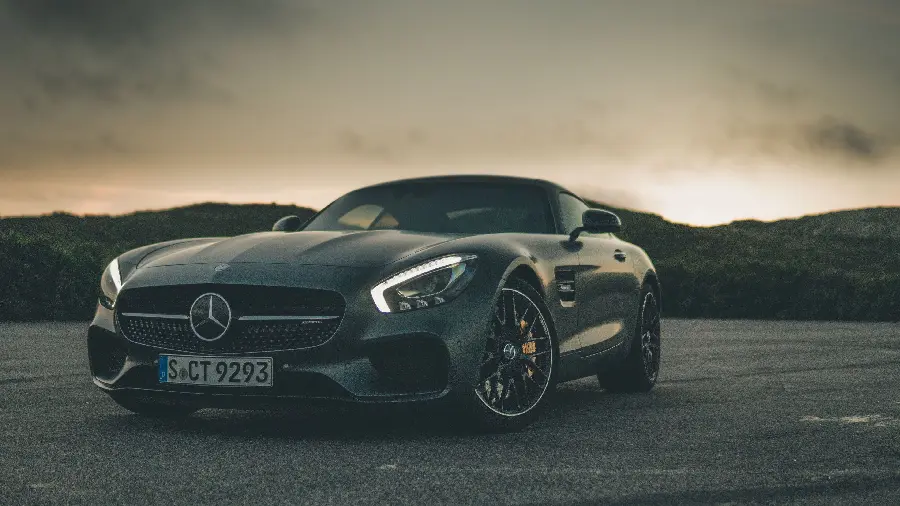 دانلود عکس mercedes benz amg gtr 2020