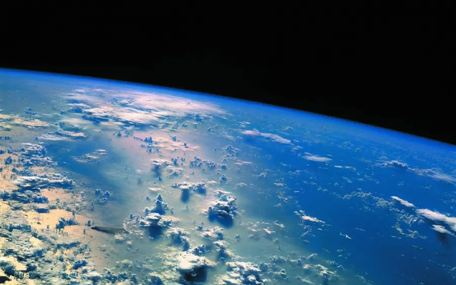  نزدیکترین قسمت کره زمین عکسی واقعی از ناسا