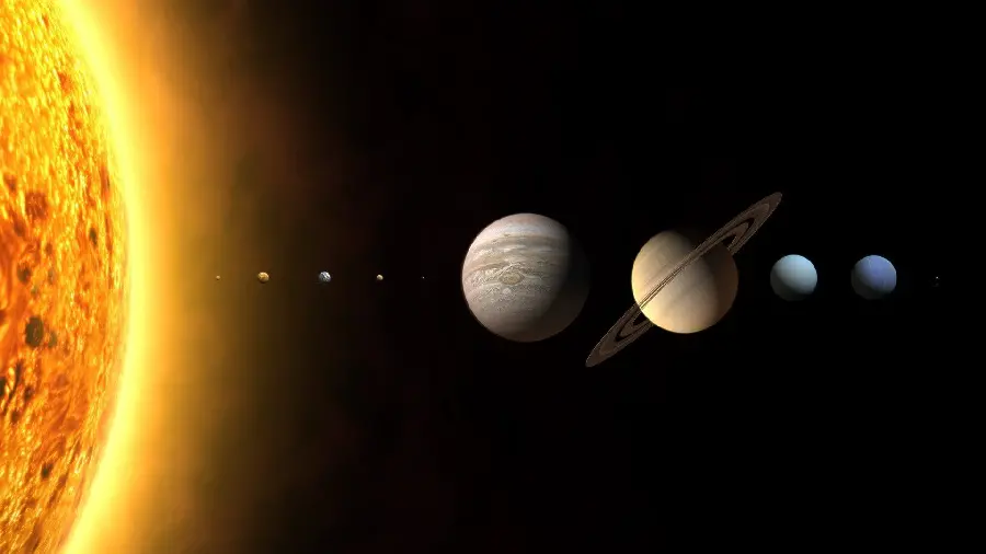 عکس شگفت‌انگیز از منظومه شمسی و فراتر از آن در کنار خورشید بزرگ و سوزان