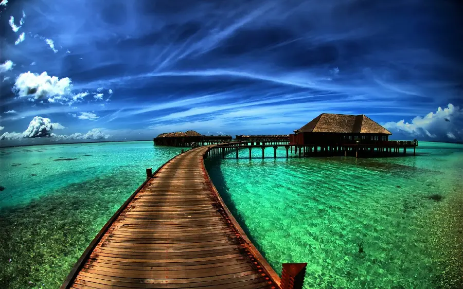 والپیپر و تصویر زمینه پل چوبی در دل دریا برای گوشی و موبایل
