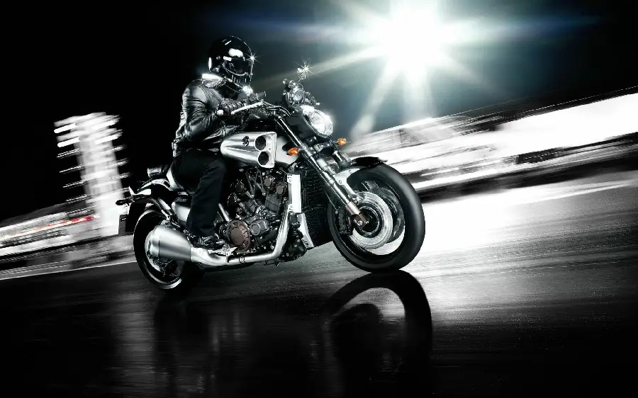 عکس و تصویر خاص موتور سیکلت حرفه ای یاماها