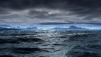 عجیب‌ترین عکس چشم‌انداز نفس‌گیر از اقیانوس در شب با موج های بزرگ
