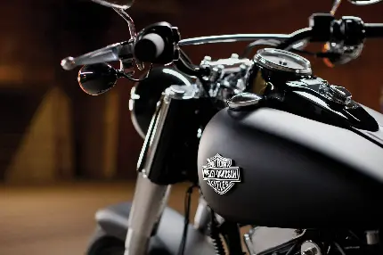 عکس موتور سیکلت هارلی دیویدسون با کیفیت بالا برای والپیپر