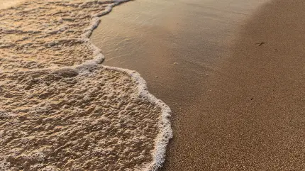 عکس ساحل و ماسه های دریا با کیفیت 4K مخصوص ویندوز 11