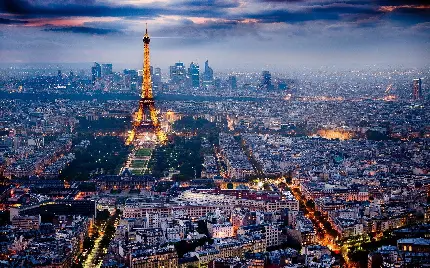 بک گراند موبایل زیبا از پاریس و برج ایفل نورانی در شب با کیفیت بالا