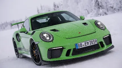 پوستر ماشین پورشه سبز green porsche 911 gt3 برای والپیپر