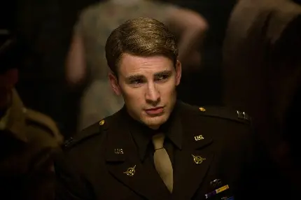 عکس کریس ایوانز با لباس ارتش ایالات متحده آمریکا در فیلم اونجرز