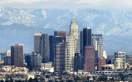 تصویر زمینه مرکز شهر لس آنجلس با برج های تجاری و اداری