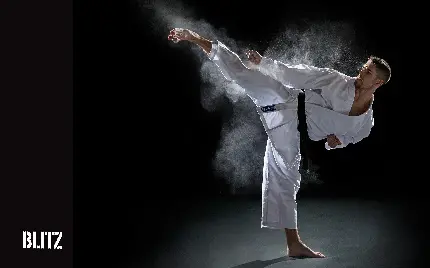عکس پروفایل پسر کاراته باز برای شبکه های اجتماعی
