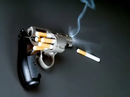عکس از تفنگ و گلوله های سیگاری 