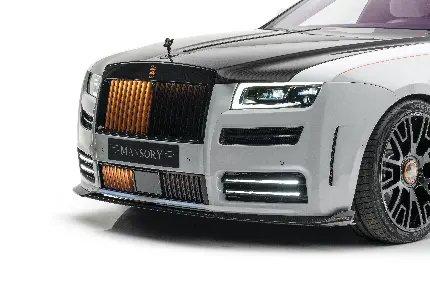 عکس باکیفیت ماشین رولز رویس Rolls Royce سفید رنگ