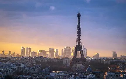 تصویر با کیفیت از شهر پاریس و برج ایفل و بک گراند زیبای برج ایفل