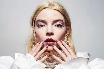 تصویر پروفایل آنیا تیلور جوی Anya Taylor Joy برای اینستاگرام و واتساپ