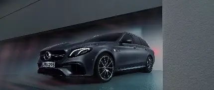 چاپ پوستر والپیپر مرسدس AMG E63 مشکی پر کلاغی جذاب و شیک