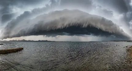 دانلود تصویر زمینه 10K طوفان بزرگ و مهیب برای کامپیوتر