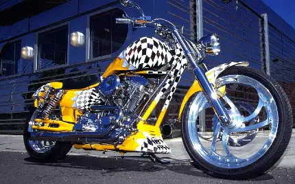 تصویر زمینه موتور سیکلت با رنگ شطرنجی و طراحی کلاسیک