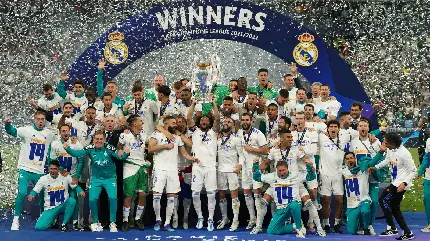 عکس جشن قهرمانی رئال مادرید در فینال لیگ قهرمانان اروپا 2022