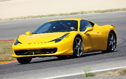 عکس رنگ زرد خودروی فراری با بهترین طراحی