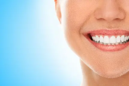 عکس دندان های سفید و ردیف برای پروفایل دندانپزشک ها