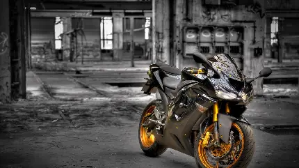 عکس پروفایل موتور سیکلت با رنگ زیبا و طراحی لوکس