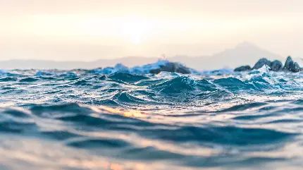 دانلود والپیپر دلنشین امواج دریا با کیفیت 4K برای لپ تاپ